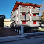 Apartman Sunny By The