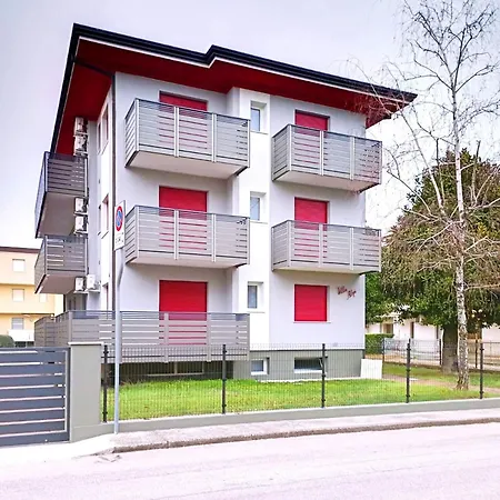 Sunny By The Линьяно-Саббьядоро