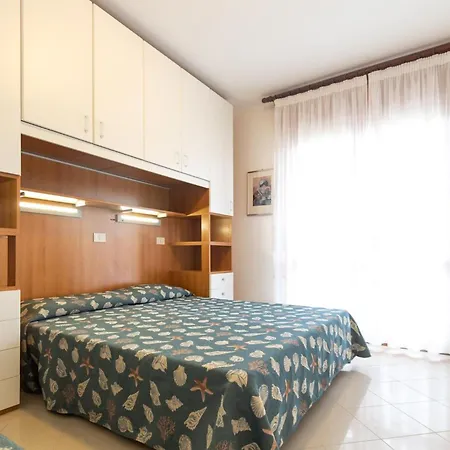 Апартаменты Sunny By The Линьяно-Саббьядоро