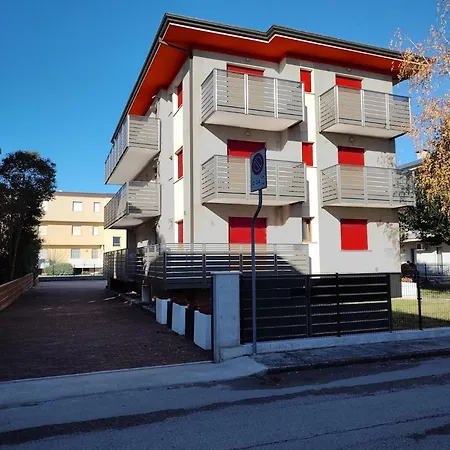 Apartment Sunny By The