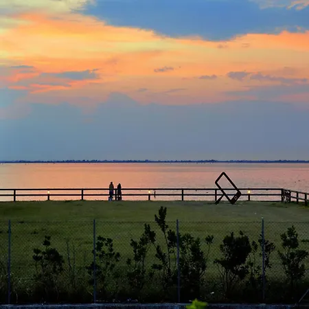 Sunny By The Апартаменты Линьяно-Саббьядоро